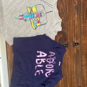 2 long sleeve shirts